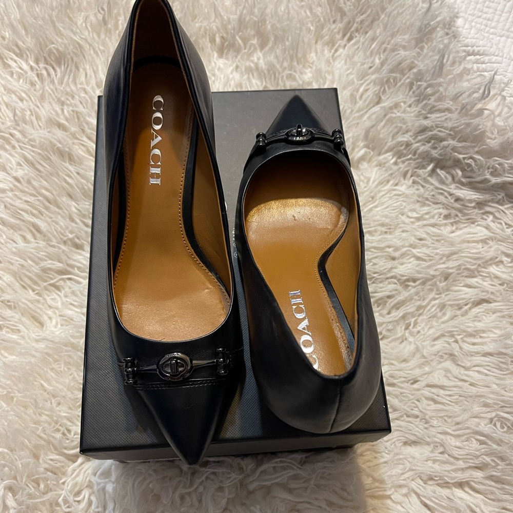 Coach Lauri Silky Nap/Mat calf Black/Black size 6.5